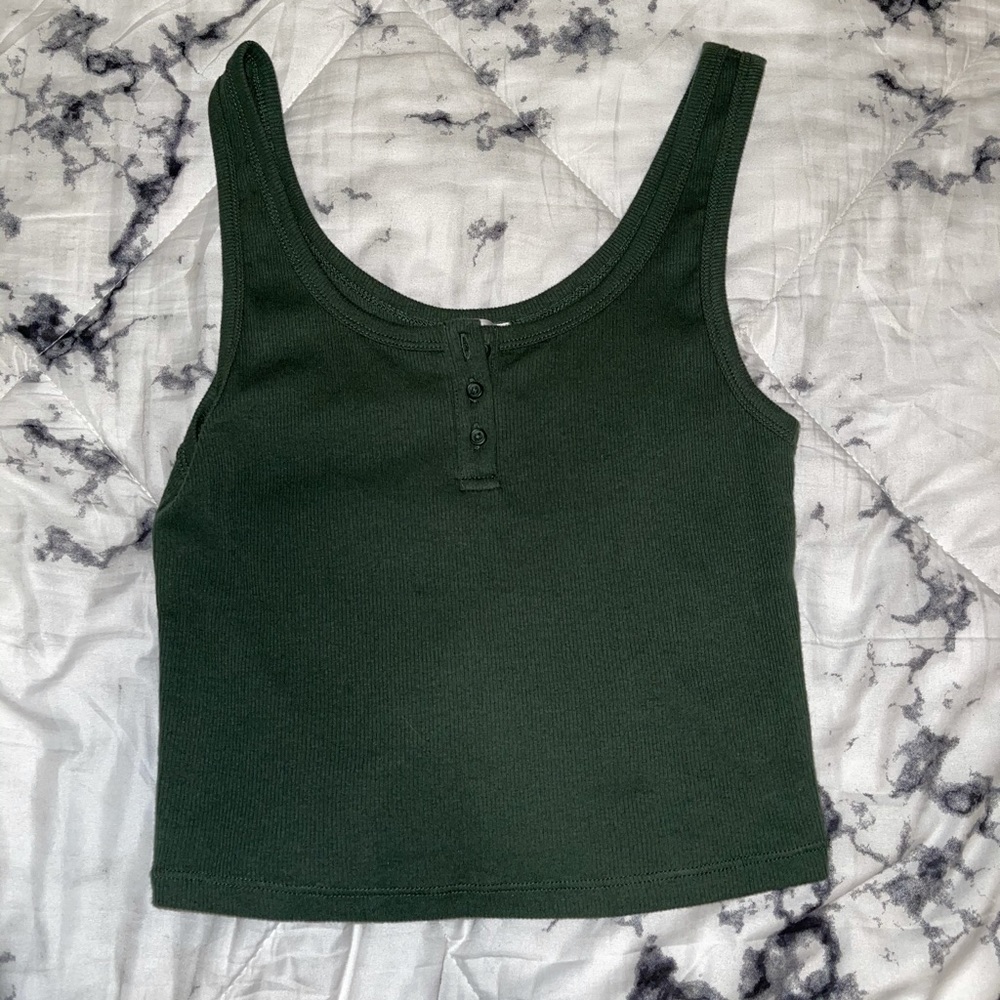 crop top
